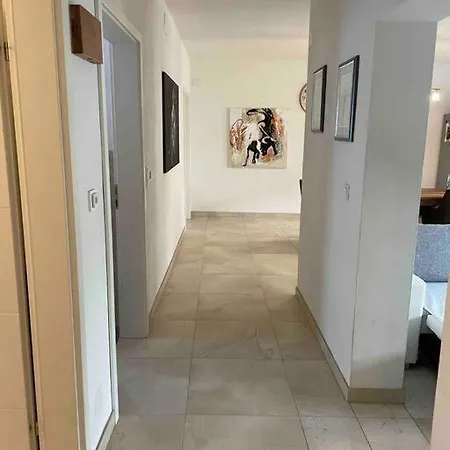 Moderne Wohnung Mit Stil Gross Gerungs Exterior photo
